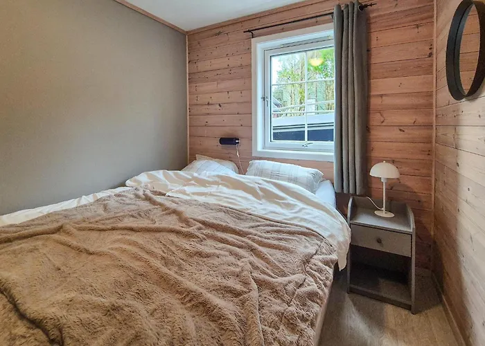 Beautiful In With Sauna Hébergement de vacances *